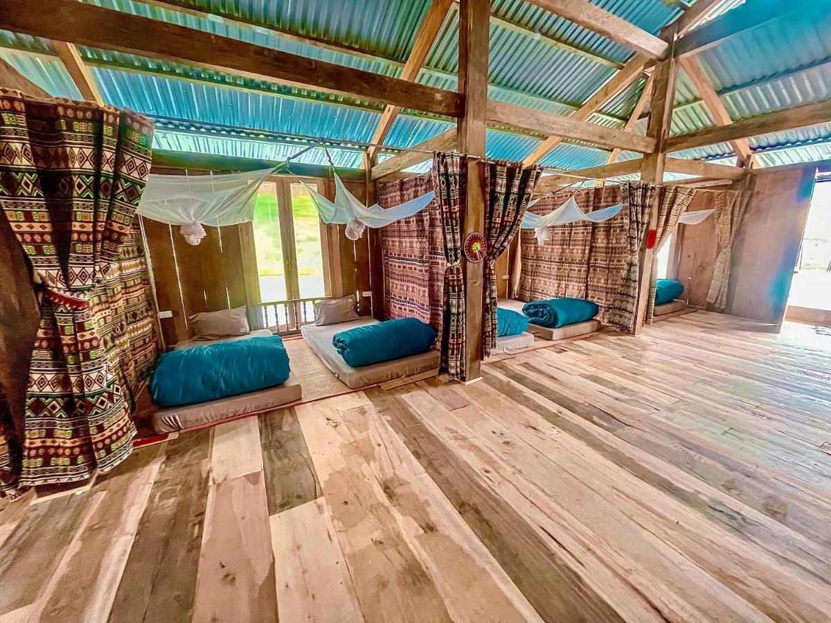 Du Gia Cozy Homestay & Tours Làng Cac Eksteriør billede