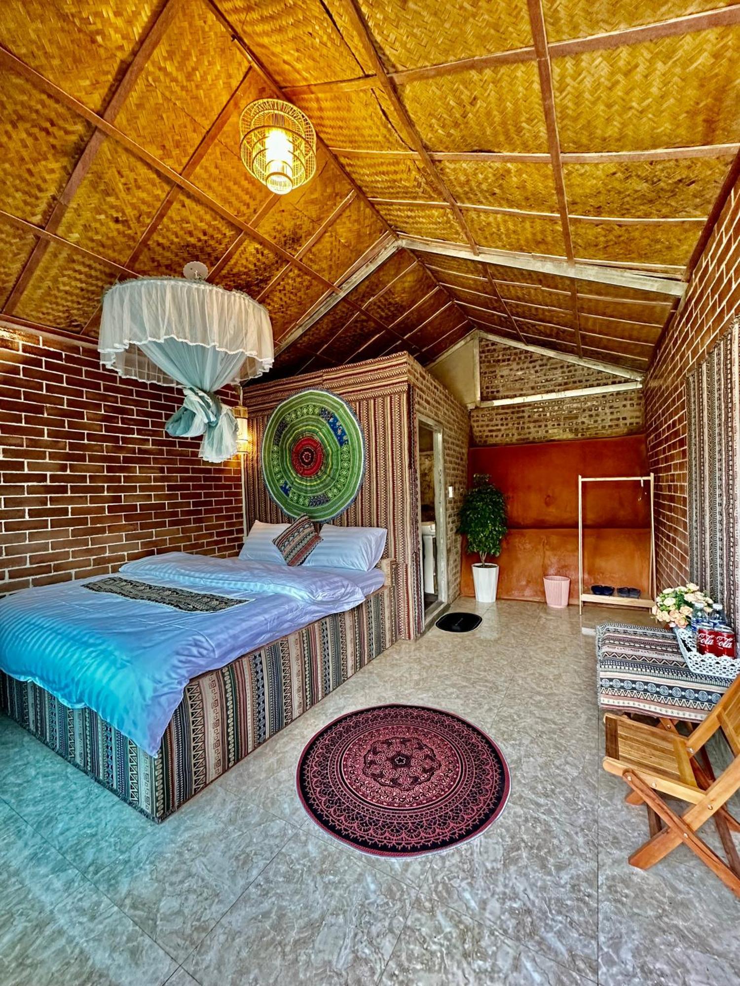 Du Gia Cozy Homestay & Tours Làng Cac Eksteriør billede