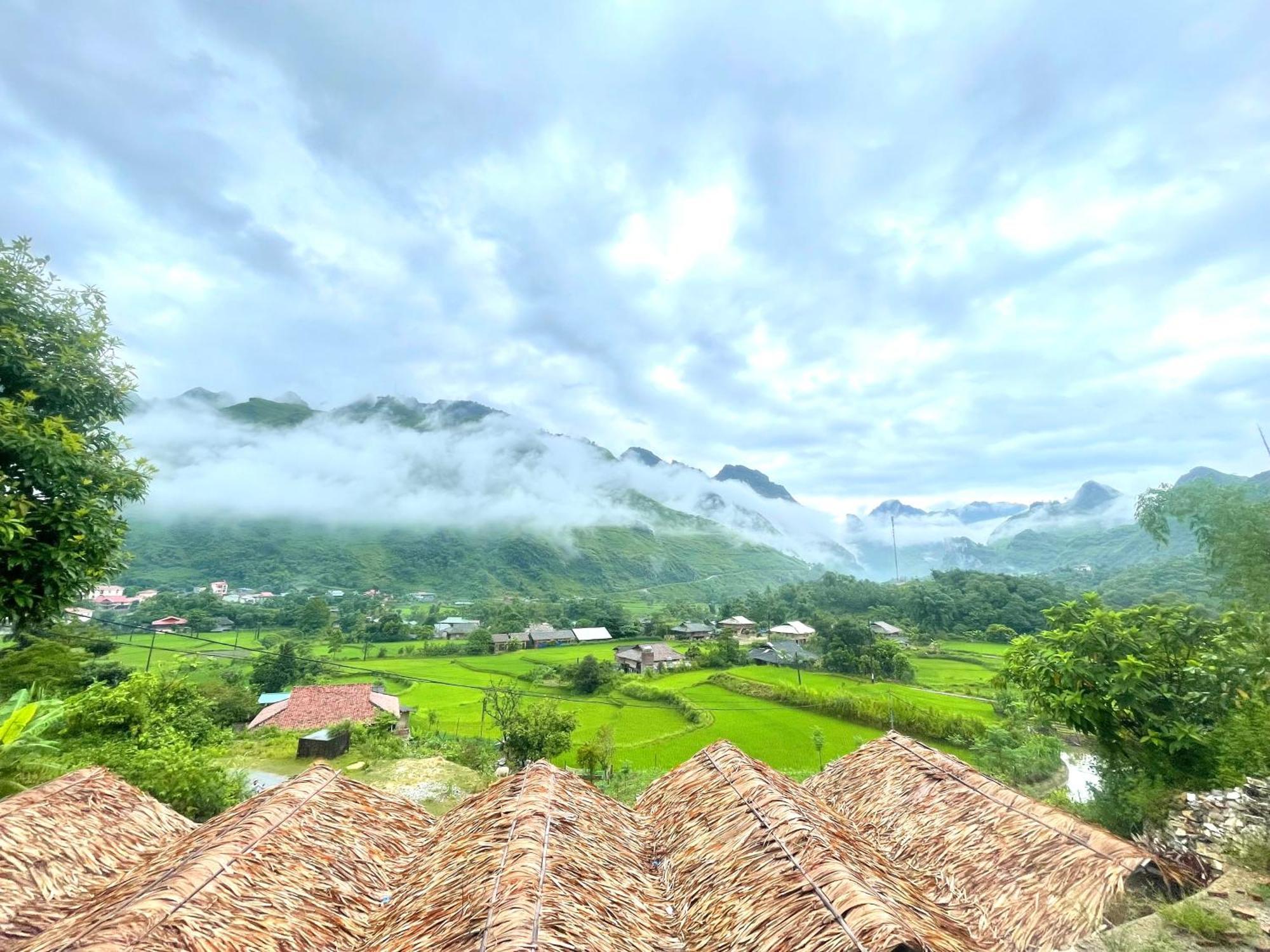 Du Gia Cozy Homestay & Tours Làng Cac Eksteriør billede